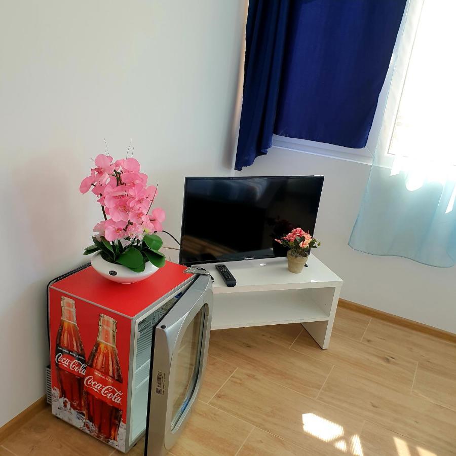 Vila Restaurant Angellys Tuzla Kültér fotó