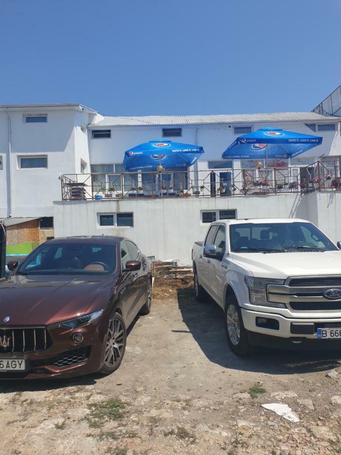 Vila Restaurant Angellys Tuzla Kültér fotó