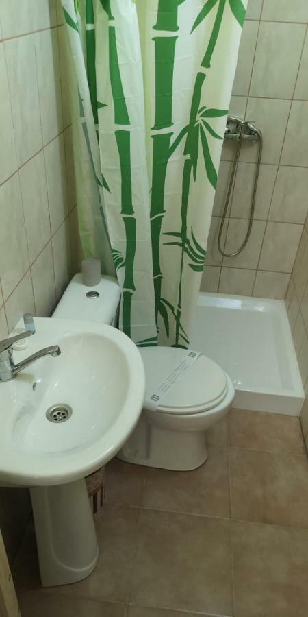 Vila Restaurant Angellys Tuzla Kültér fotó