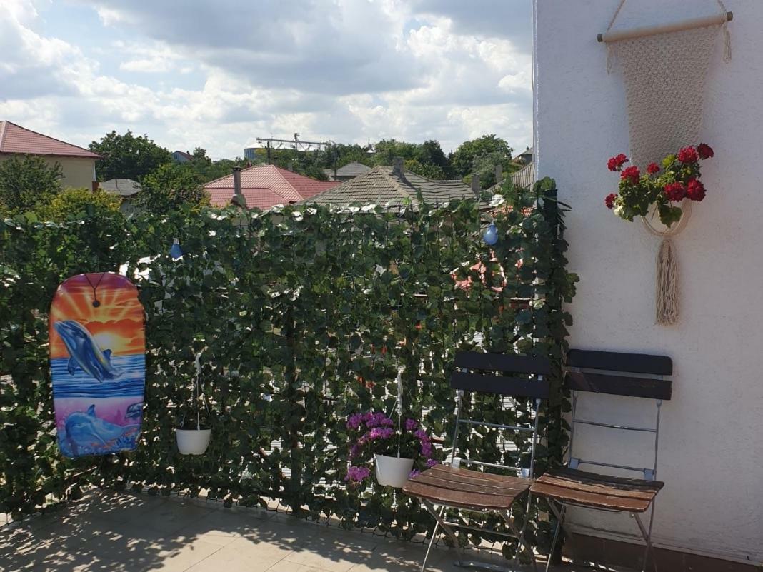 Vila Restaurant Angellys Tuzla Kültér fotó